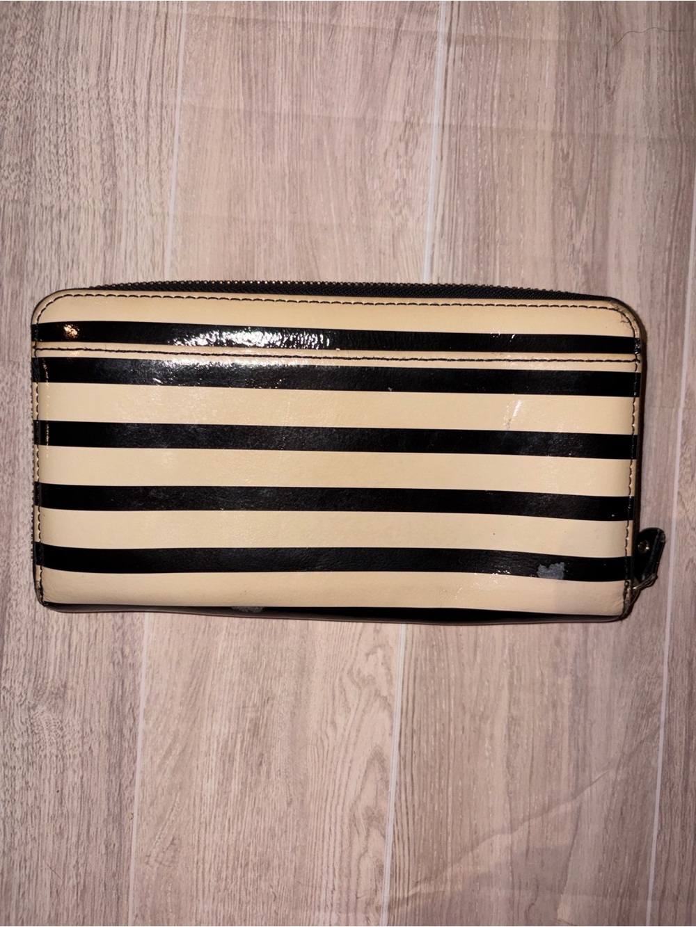 kate spade Black and Cream Striped Zip-Around Wallet - Picture 3 of 8
